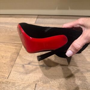 Christian lou boutin velvet boots